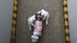 Sva zdravstvena pomoć oko korona virusa u Južnoj Koreji je besplatna, uključujući i hospitalizaciju (na fotografiji odvoženje zaraženog u bolnicu u Seulu)