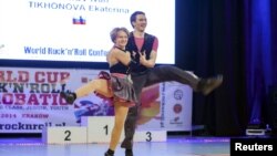 Путиндин кызы Екатерина Польшадагы мелдеште, 2014-жылдын апрель айы.