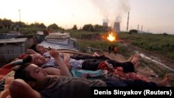 Москвадагы тажикстандык мигранттар.