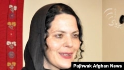 د بشري حقونو څار سازمان کې د ښځو د څانګې مسؤله هیدر بار