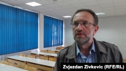 Svi govore: “Ja ovo neću da podnosim“, a kada dođu na biračko mesto prvi su koji će zaokružiti Dodika i njegovu partiju: Ivan Šijaković