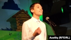 Нияз Тукманов чыгыш ясый