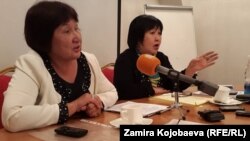 Правозащитницы Азиза Абдирасулова и Толейкан Исмаилова