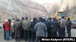 2017-жылы миңкуштуктар көмүр казгандарга каршы жолду буушкан.