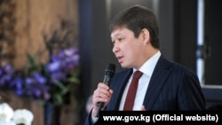 Кыргызстандын премьер-министри Сапар Исаков Давостогу форумда.