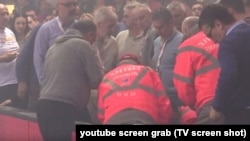 Kroz maglu se sećam da je neko vikao 'Prst, prst vidiš li prst?': Miodrag Radović