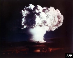 Испытания американской термоядерной бомбы XX-58 IVY MIKE, 1952 год