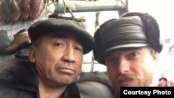 Та самая шапка, купленная на Ошском базаре