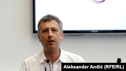 Neven Anđelić, profesor na Regent's University u Londonu