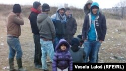 Евробиримдикке жете албай учурда Сербияда турган мигранттар. 7-сентябрь, 2015-жыл