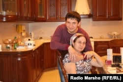 Муртазова Аза а, цуьнан кIант Iайнди а