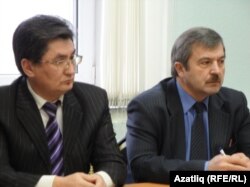 Фаил Фәтхединов (с) һәм Рәдис Ногманов