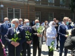 Džaferović i drugi zvaničnici ispred Predsjedništva BiH