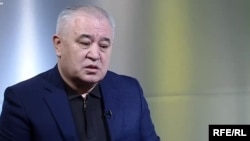 Омурбек Текебаев.