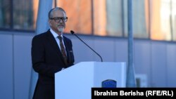 Kosovar Health Minister Arben Vitia (file photo)