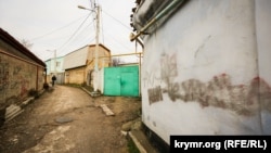 Aqmescit. 2015 senesi. Nümüneviy resim