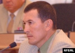 Тынычбек Акматбаев.