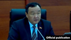 Айтмамат Назаров.