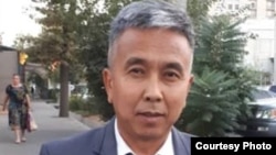 Төлөнбек Рысалиев.