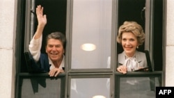 Президент Рональд Рейган жана анын жубайы Нэнси Рейган, 6-январь 1987-жыл.