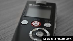 Сүрөтттүн окуяга тиешеси жок.