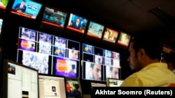 نړیوال سازمانونه پاکستان یو له هغو هیوادونو بولي چې رسنۍ یې ازادې نه دي. 