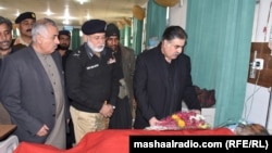 د بلوچستان اعلا وزیر ثناوالله زهري په ځانمرګي برید کې د ژوبل پولیس سرباز پوښتنې ته ورغلی