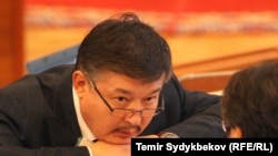 Акматбек Келдибеков.