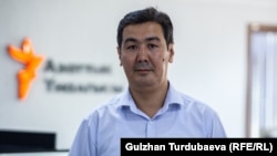 Руслан Акматбек.