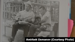 Ж. Мукамбаев сөз жыйнап жүрөт