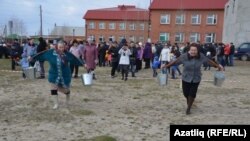 "Гөлбану узды бит мине!"