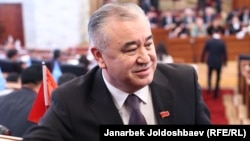 Өмүрбек Текебаев