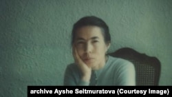 Айше Сеитмуратова. Первые годы эмиграции