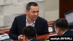 Өмүрбек Бабанов.