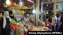 Рынок в Тегеране.