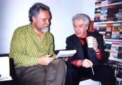 در کنار آلن رنه، فیلمساز سرشناس فرانسوی