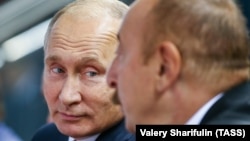 ვლადიმირ პუტინი და ილჰამ ალიევი