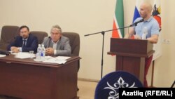 Руслан Айсин чыгыш ясый