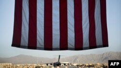 امریکا ۸۴۰۰ سرباز در افغانستان دارد که عمدتاً سرگرم آموزش، مشوره دهی و کمک با نیروهای افغان اند.