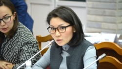 Эльвира Сурабалдиева.