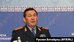 Министр внутренних дел Казахстана Калмуханбет Касымов. Астана, 14 июня 2016 года.