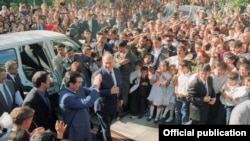 Ага Хан Төртүнчү Душанбеде. Архивдик сүрөт