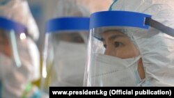 Кыргызстандык дарыгерлер