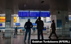 "Манас" аэрпортундагы жүргүнчүлөр