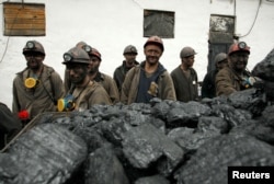 Украина, Донецкая область. Шахтеры шахты «Холодная балка» в оккупированной Макеевке, 2016 год