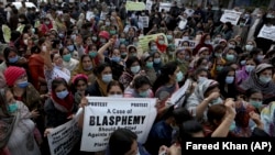 پاکستان کې وخت په وخت د لږکیو پرضد د مذهب سپکاوي تورونو ضد مظاهرې هم شوې دي - انځور له ارشیفه