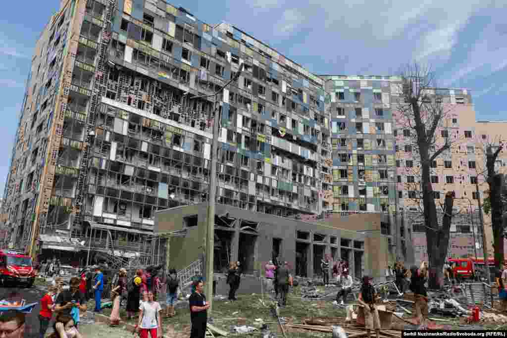 Беше модерна зграда на болницата со долга традиција. Реновирањето на зградата беше одложено за 2024 година откако договорот доделен на компанијата за реновирање се најде под лупа на истражувачките новинари.