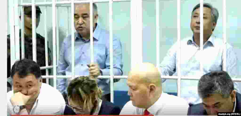 Уголовное дело возбуждено на основании показаний граждан России Алексея Модина и Леонида Маевского, заявивших, что через ныне покойного Таланта Маматкеримова они ​передали Омурбеку Текебаеву 1 млн долларов&nbsp;за содействие в покупке акций компании&nbsp;"Мегаком". Обвиняемые называют это дело политическим гонением, а следственные органы отмечают, что оно основано на соответствующих доказательствах.