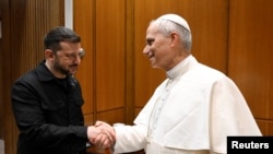 Președintele Ucrainei Volodimir Zelenski a fost primit duminică de Suveranul Pontif