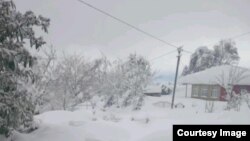 დიდთოვლობამ ათობით სოფელი გარე სამყაროს მოწყვიტა